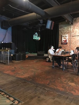 Hendershot's by null