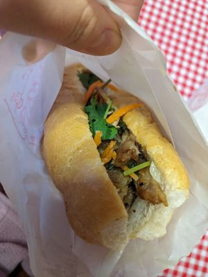 Banh Mi K by null