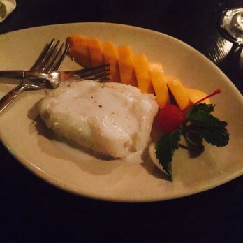 Mai Thai - Mango with sticky rice - Thai Near Me - Alexandria, Virginia