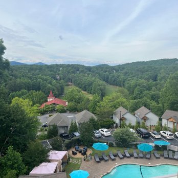 Valhalla Resort Hotel - Pool view - Resorts Near Me - Helen, Georgia Valhalla Resort Hotel - Pool view - Resorts Near Me - Helen, Georgia