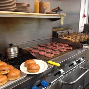 Main St. Diner - hamburgers and buns being prepared - Diners Near Me - Fessenden, North Dakota Main St. Diner - hamburgers and buns being prepared - Diners Near Me - Fessenden, North Dakota