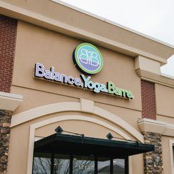 Balance.Yoga.Barre.