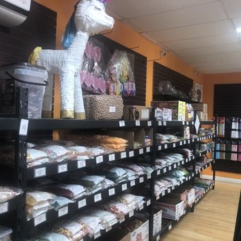Candy Kravins - Candy Stores Near Me - Paramount, California