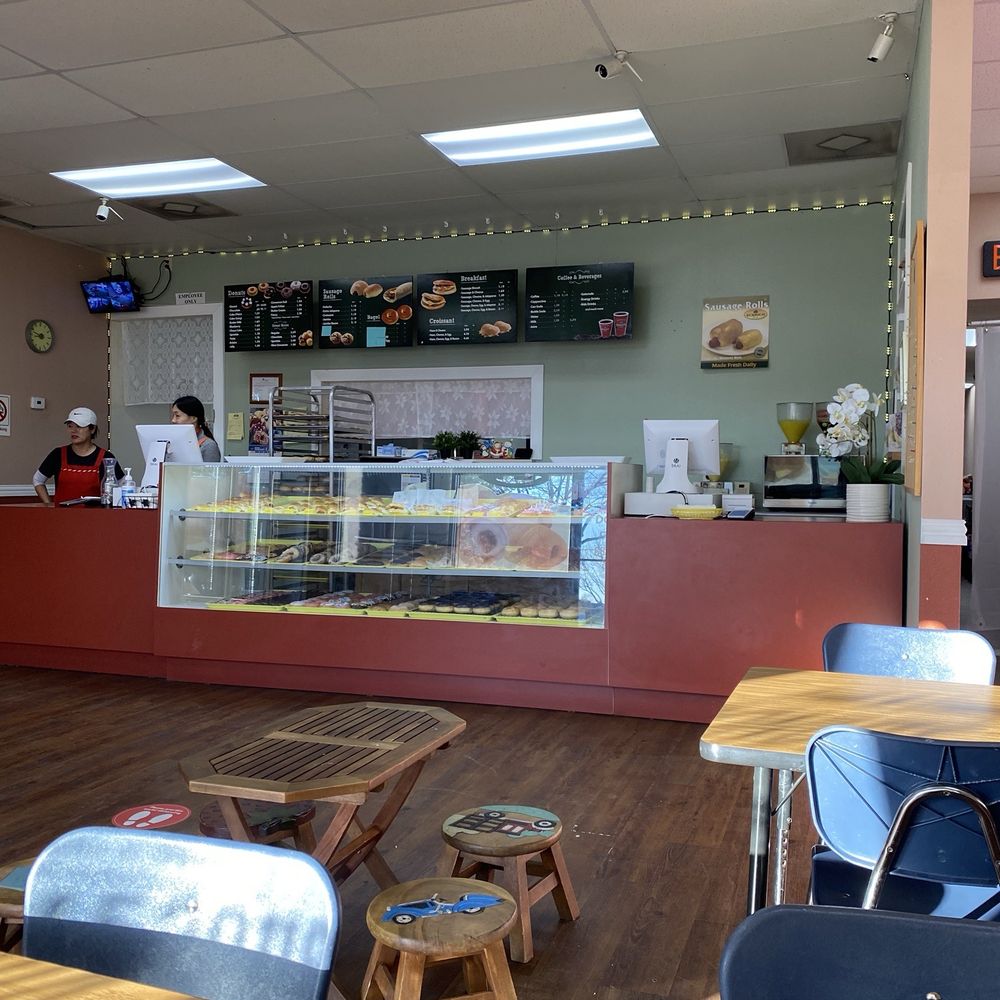 Fresh & Creamy Donuts - Donuts Near Me - Lewisville, Texas Fresh & Creamy Donuts - Donuts Near Me - Lewisville, Texas