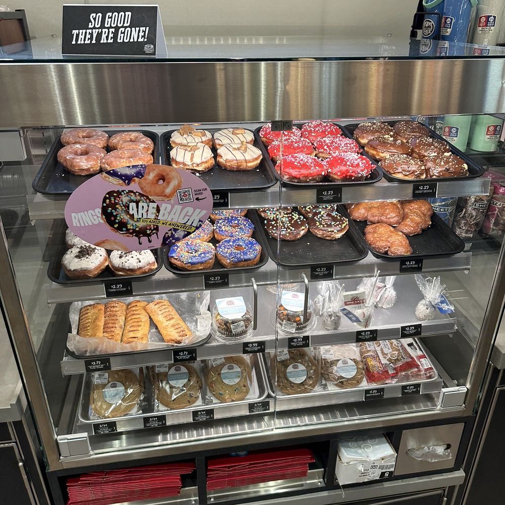 Sheetz - Donuts right at the front door - Convenience Stores Near Me - Canal Winchester, Ohio Sheetz - Donuts right at the front door - Convenience Stores Near Me - Canal Winchester, Ohio