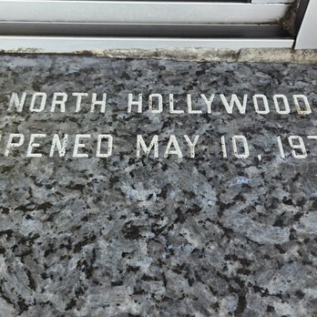In-N-Out Burger - Burgers Near Me - North Hollywood, California