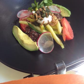 Harvest - Red quinoa with poached egg, avocado, heirloom tomatoes, summer beans, and fried shallots - New American Near Me - Cambridge, Massachusetts Harvest - Red quinoa with poached egg, avocado, heirloom tomatoes, summer beans, and fried shallots - New American Near Me - Cambridge, Massachusetts