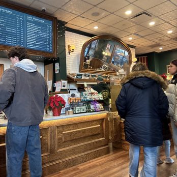 Bagel Pub - Sandwiches Near Me - New York, New York