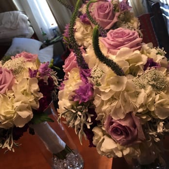 Rose Petals Florist - Florists Near Me - Stateline, Nevada