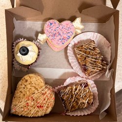 Slice of Heaven - Assorted dessert valentines tray