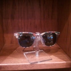 Advanced Eyecare Associates Optometrists 315 S Pacific Hwy