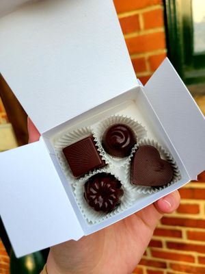 Videri Chocolate Factory - Chocolate Bean to Bar by null