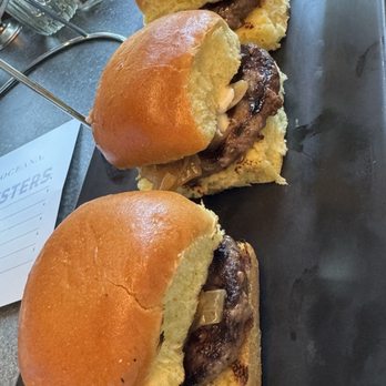 Taverna Oceana - Wagyu Sliders - Seafood Near Me - Jacksonville, Florida Taverna Oceana - Wagyu Sliders - Seafood Near Me - Jacksonville, Florida