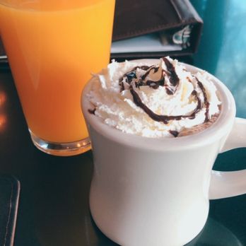 Russell's - Hot Chocolate and Fresh Squeezed orange juice - American Near Me - Pasadena, California