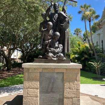 Cathedral Basilica - Statue in memory of Father Pedro Camps - Churches Near Me - St. Augustine, Florida Cathedral Basilica - Statue in memory of Father Pedro Camps - Churches Near Me - St. Augustine, Florida