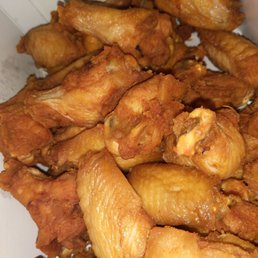 Huge yummy wings!!