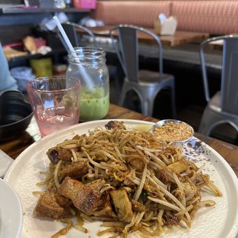 EAT BKK Thai Kitchen & Bar - Thai Near Me - Toronto, Ontario EAT BKK Thai Kitchen & Bar - Thai Near Me - Toronto, Ontario