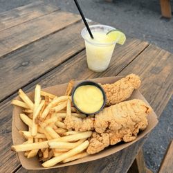 Liberty Garden - Chicken tenders and frozen margarita