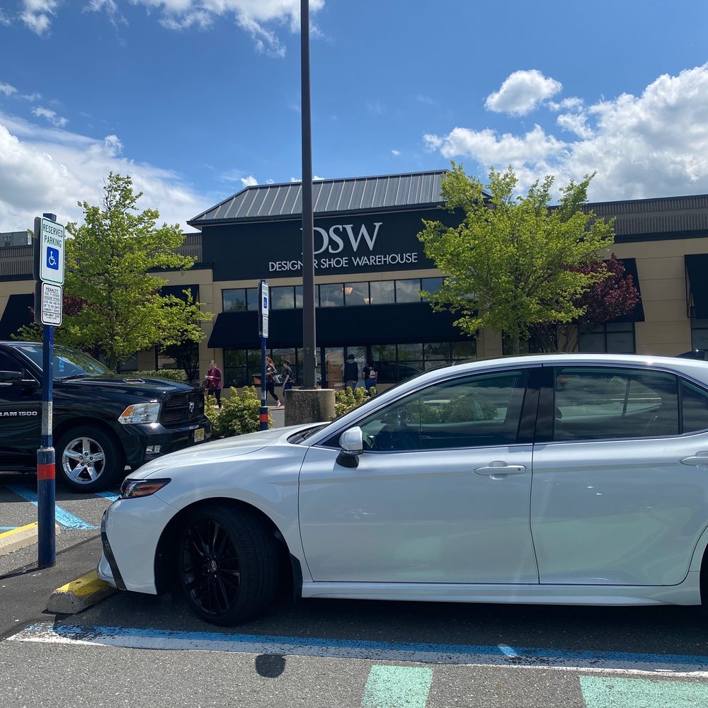 DSW Designer Shoe Warehouse - Curbside pick up - Shoe Stores Near Me - Lawrenceville, New Jersey DSW Designer Shoe Warehouse - Curbside pick up - Shoe Stores Near Me - Lawrenceville, New Jersey