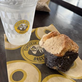 Einstein Bros. Bagels - Cinnamon Chip Muffin - Bagels Near Me - Houston, Texas
