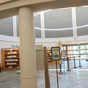 Dublin Library - Nice lobby entrance area - Libraries Near Me - Dublin, California