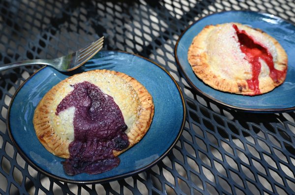 Sara's Bakery - featuring Tipsy Pies by null