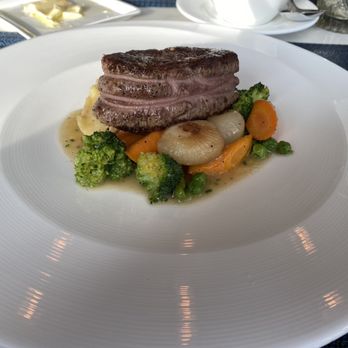 Matthew's Restaurant - Beef Tenderloin - New American Near Me - Jacksonville, Florida