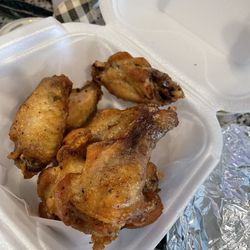 Chico’s Chicken - Fried chicken wings