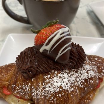 Brioche de Paris - Dubai chocolate croissant with coffee - French Near Me - Walnut Creek, California Brioche de Paris - Dubai chocolate croissant with coffee - French Near Me - Walnut Creek, California