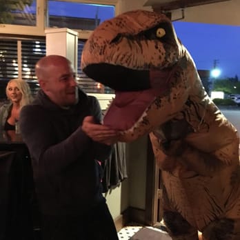 Drake Downtown Bend - Complimentary Tyrannosaurus!!!!! - New American Near Me - Bend, Oregon Drake Downtown Bend - Complimentary Tyrannosaurus!!!!! - New American Near Me - Bend, Oregon