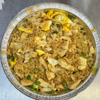 Los Rodriguez - Peruvian Cuisine - Peruvian fried rice with chicken (11/9/24) - Latin American Near Me - Berlin, New Jersey Los Rodriguez - Peruvian Cuisine - Peruvian fried rice with chicken (11/9/24) - Latin American Near Me - Berlin, New Jersey
