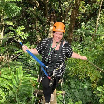 Botanical World Adventures - The suspension bridge - Botanical Gardens Near Me - Hakalau, Hawaii Botanical World Adventures - The suspension bridge - Botanical Gardens Near Me - Hakalau, Hawaii