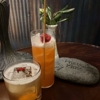 Phatsy Kline's Parlor Lounge - Drinks - Cocktail Bars Near Me - Eureka, California