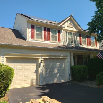 New Dominion Exteriors - New certaintied monogram vinyl siding installation - Roofing Near Me - Chantilly, Virginia New Dominion Exteriors - New certaintied monogram vinyl siding installation - Roofing Near Me - Chantilly, Virginia