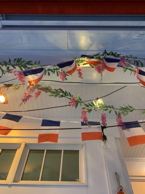 Demarchelier Bistro by null