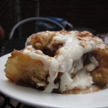 Sidewinder Coffee - Cinnamon Roll - Coffee & Tea Near Me - Cincinnati, Ohio
