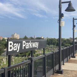 F train Bay Parkway