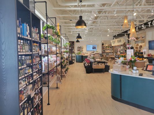 The Good Pour Winter Park by null