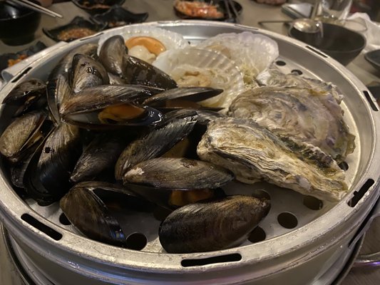 Captain K Seafood Tower by null