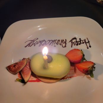 Paradisus La Perla - Melon gelato with fresh figs and strawberries - Resorts Near Me - Playa del Carmen, ROO Paradisus La Perla - Melon gelato with fresh figs and strawberries - Resorts Near Me - Playa del Carmen, ROO