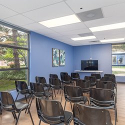 Communication Clubhouse - Contact us today about our free parent workshops in Chicago!