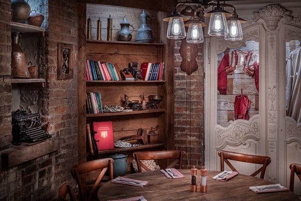 Çka Ka Qëllu by null