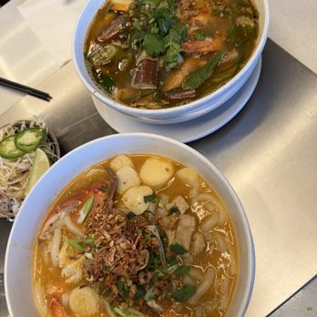 Kim Anh Restaurant - V5. Bun Mam, V3. Banh Canh Cua - Vietnamese Near Me - Brooklyn Park, Minnesota