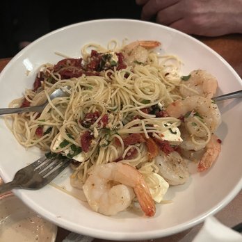 Pompilios - Shrimp Ronaldo - Italian Near Me - Newport, Kentucky