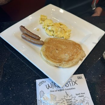Keke's Breakfast Cafe - Kids Combo - Breakfast & Brunch Near Me - Boca Raton, Florida