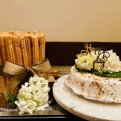 El Gran Agave - Churro Cake & Pastel Borracho