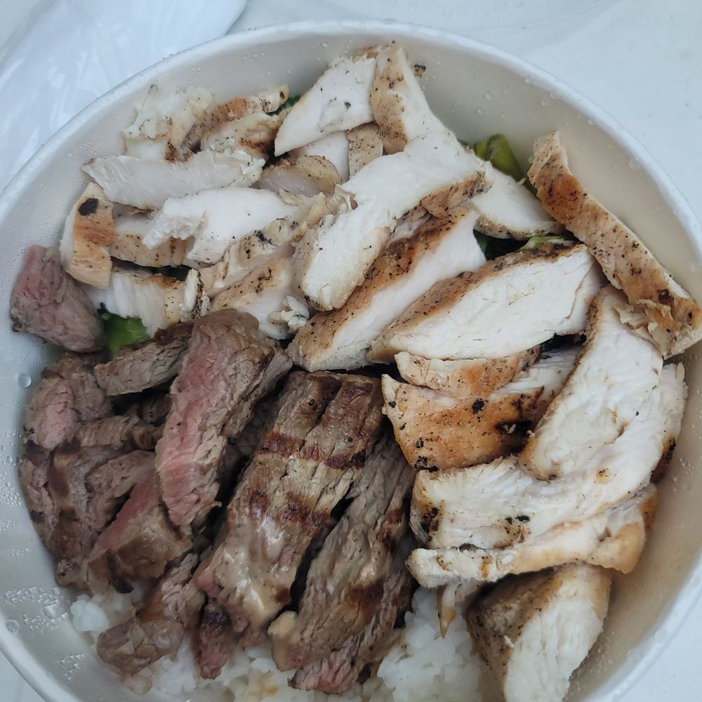 PROTEINHOUSE - Thai Monster Bowl - Juice Bars & Smoothies Near Me - Modesto, California PROTEINHOUSE - Thai Monster Bowl - Juice Bars & Smoothies Near Me - Modesto, California