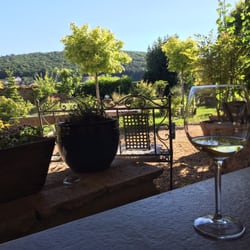 Les Deux Chevres - Beautiful grounds