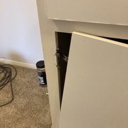 Barberry Apartments - Kitchen cabinet with no available hinges