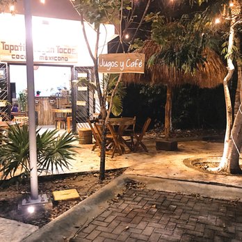 Tapatia Vegan Tacos - Exterior view of the restaurant. - Tacos Near Me - Quintana Roo, ROO